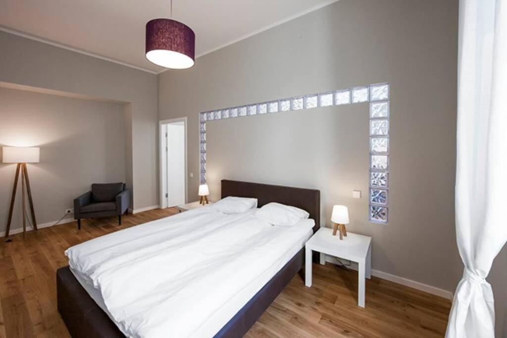 Modern & Spacious 80M2 Apartment In Riga Old Town Exterior foto