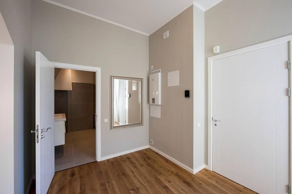 Modern & Spacious 80M2 Apartment In Riga Old Town Exterior foto